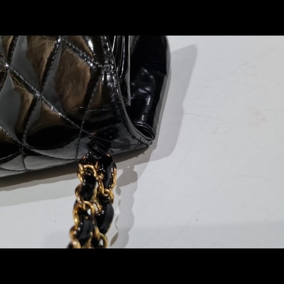 🛑SOLD🛑 VERY RARE VINTAGE CHANEL MINI BAG WITH TOP HANDLE - Picture 9 of 14